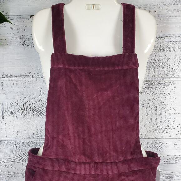 Xhilaration Corduroy Women Burgundy Adjustable Wide Leg Jumpsuit Size Large NEW - Picture 3 of 13